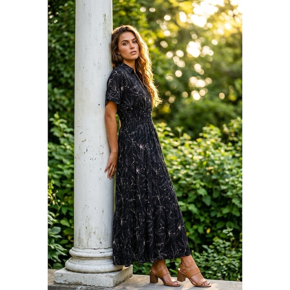 In February Maxi Dress Womens M Black Cream Floral Smocked Waist V-Neck